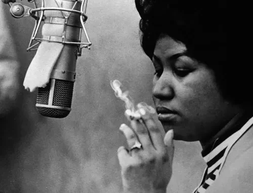 Tinush – Struggle (feat Aretha Franklin) Tinush – Struggle (feat Aretha Franklin)